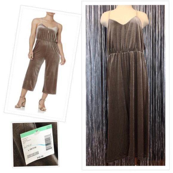 SIMPLY TRENDY WOVEN JUMPSUIT